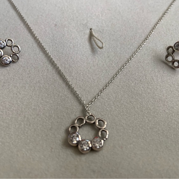 🎾Sterling Silver Necklace & Earring Set - Picture 5 of 8